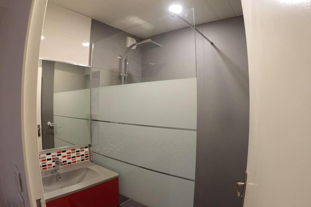 Bnbgones Le Sky Blue - Balcons - Metro Flachet - Wifi * Villeurbanne