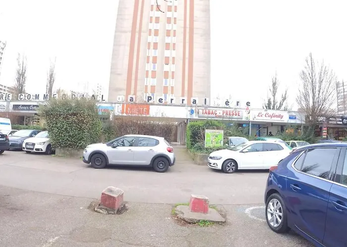 Bnbgones Le Sky Blue - Balcons - Metro Flachet - Wifi
